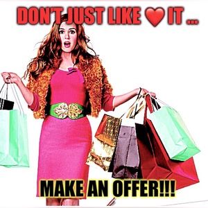 MAKE AN OFFER!!! ❤️❤️❤️❤️